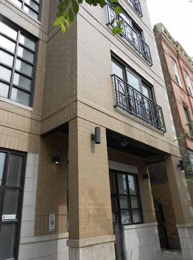1st image of 1451 N Ashland Ave APT 3S