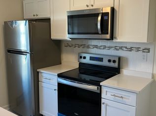 30 Davis Sq #9, Somerville, MA 02144
