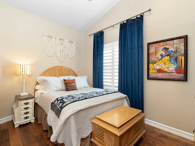 372 W Amoroso Dr — Photo 170
