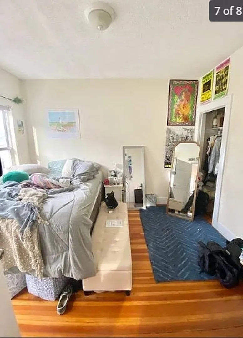 4 Bed in Mission Hill Close to Brigham Circle — Photo 3