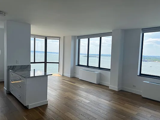 Rented by Battery Park Realty | media 20