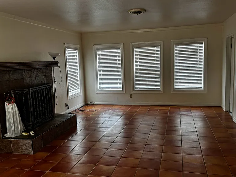 21541 River Rd — Photo 6