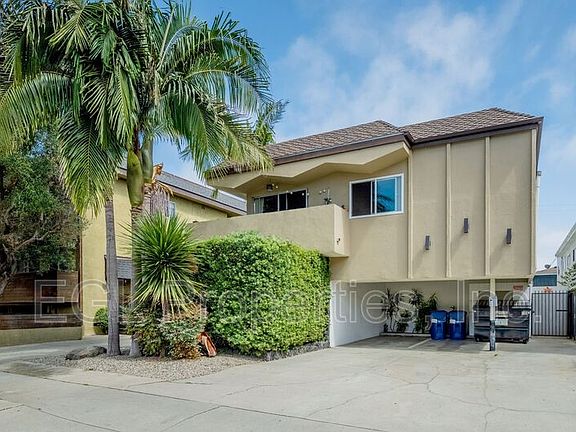 3rd image of 12726 Caswell Ave APT 9
