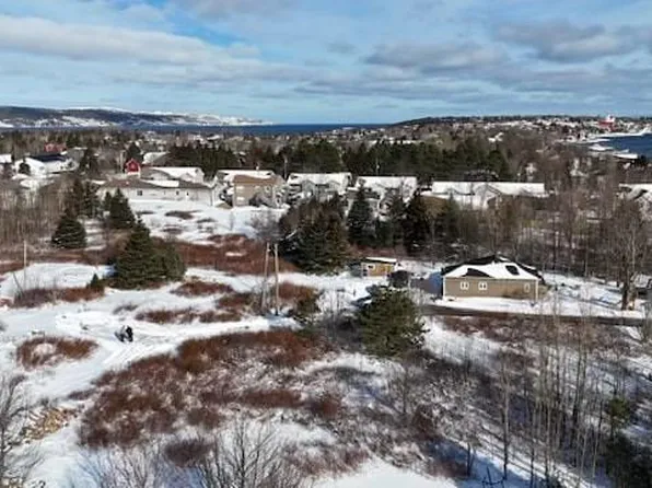 3 Russells Lane, Bay Roberts, NL A0A1G0