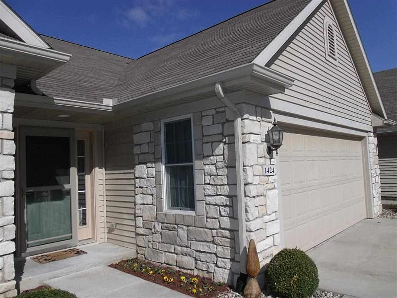 1st image of 1424 Canterbury Ct #2