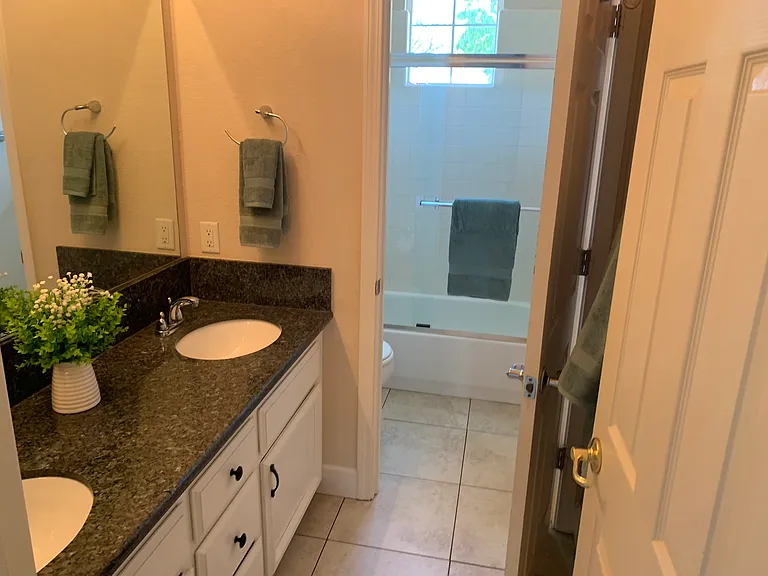 7468 Colbert Dr — Photo 18
