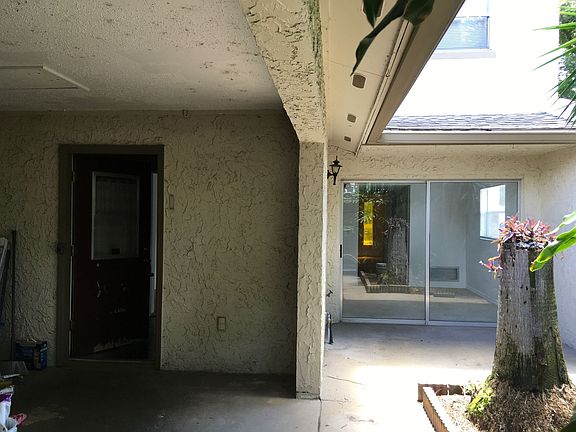 3rd image of 1632 Gulfview Dr