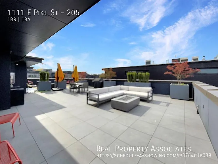 1111 E Pike St #205 — Photo 19