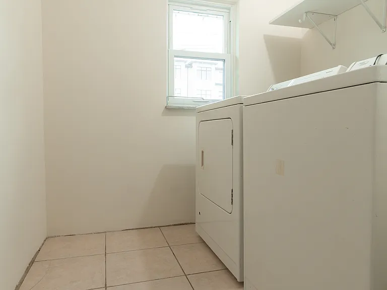 218 E Brinkerhoff Ave — Photo 19