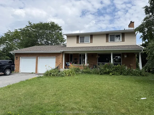 55 Queen Mary Rd, Kingston, ON K7M 2A3