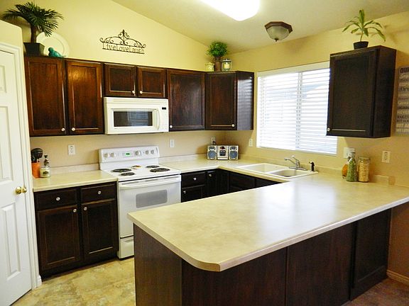 Lot's of counter space