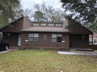 100 Langley Dr #A-B, Summerville, SC 29485