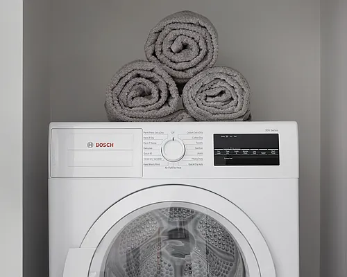 Rented by Aura Management | media 18