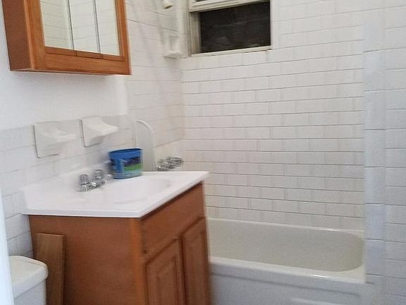 5th image of 51 Macdougal St APT 3L