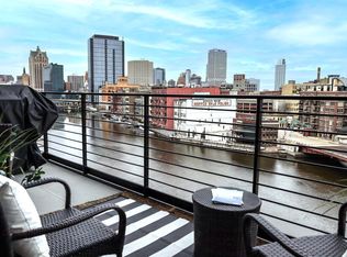 106 W Seeboth St UNIT 706, Milwaukee, WI 53204