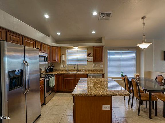 5th image of 1811 E Siesta Ln