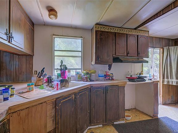 4th image of 4016 N Elwyn Point