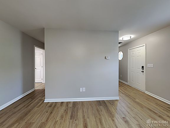 3rd image of 5725 Henderson Oaks Dr