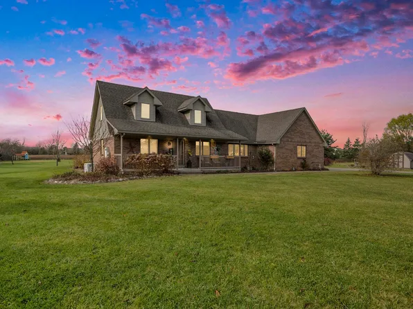 471 Braidwood Rd, Riley, MI 48041