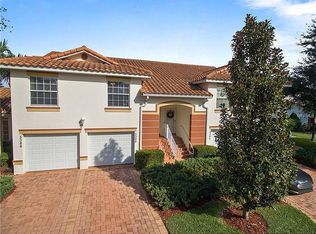 5388 Admiral Way, Oxford, FL 34484