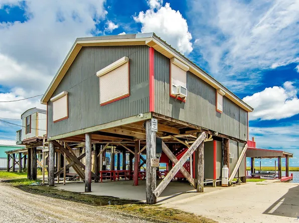 150 Madison Canal Ct, Montegut, LA 70377