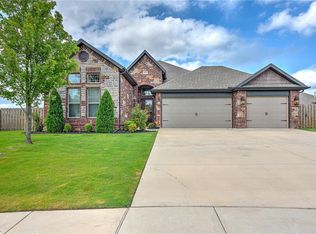 6103 W Sommerset Ct, Rogers, AR 72758