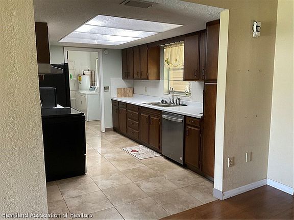 5th image of 106 Karola Dr