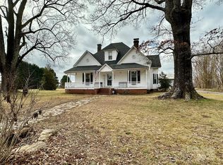 5124 Old Mountain Rd, Stony Point, NC 28678