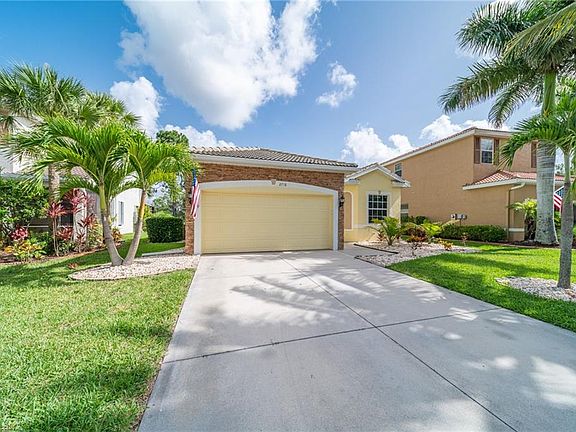 3rd image of 2718 Blue Cypress Lake Ct