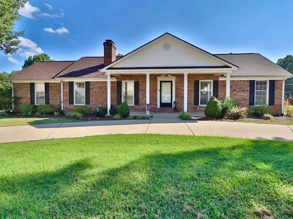 121 E Woodlawn Ave, Brighton, TN 38011