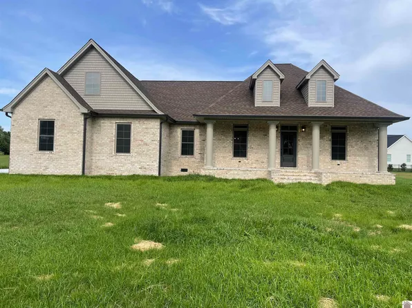 112 Rippling Creek Dr, Murray, KY 42071