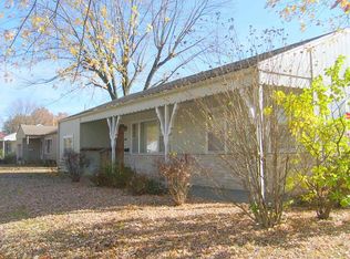 402 Utah St, Pittsburg, KS 66762