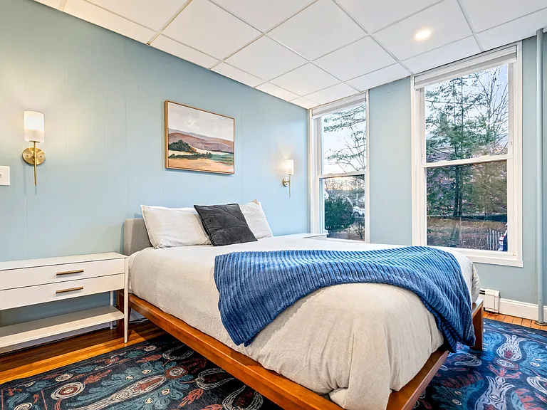 31 W Pleasant Ave #6 — Photo 1