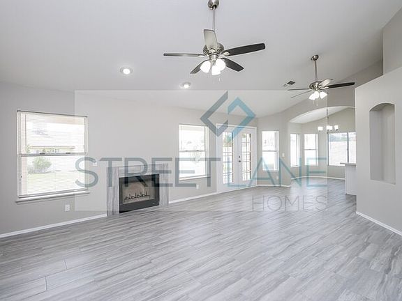 3rd image of 7341 E Clovis Ave
