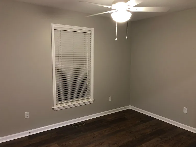 207 Rogers Ave — Photo 25