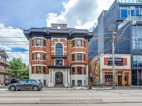 795 College St #1A, Toronto, ON M6G 1C7