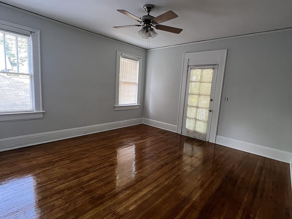 1st image of 744 Argonne Ave NE #1