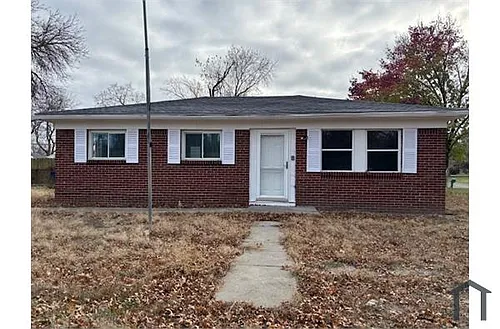 3758 Wallace Blvd Photo 1
