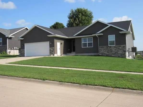 1605 Meadow Ridge Ct, Anamosa, IA 52205
