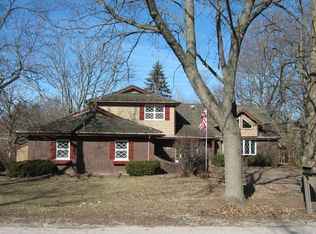 547 Illinois Rd, Frankfort, IL 60423