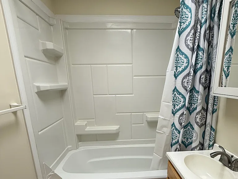 2528 Christian St #3 — Photo 13