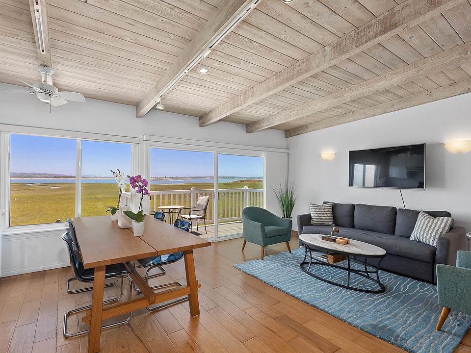 1st image of 3999 Crown Point Dr Unit 32