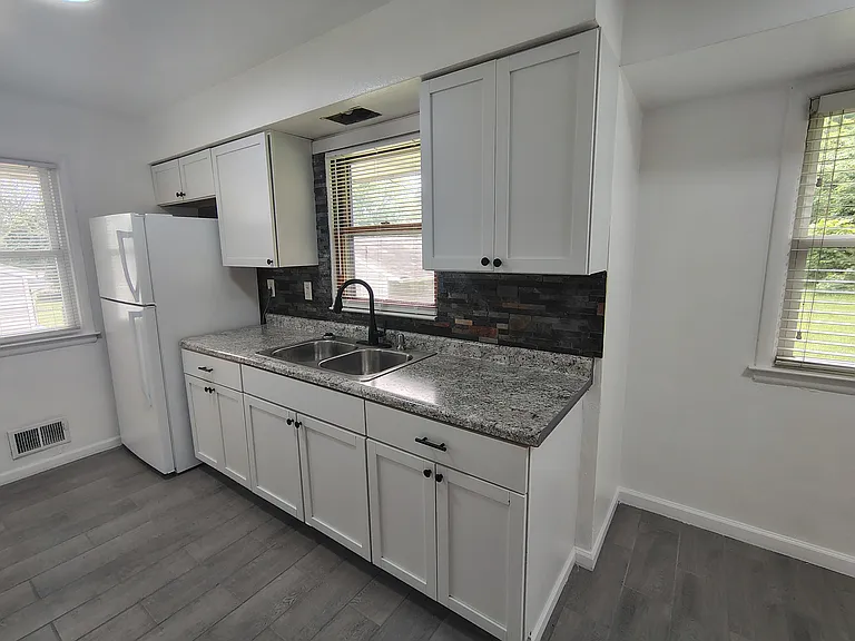 3412 Harney Ct #13 — Photo 7
