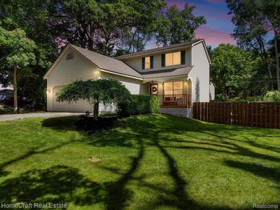 1329 Muskingum Dr, Waterford, MI, 48327