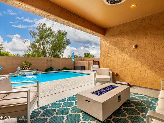 3rd image of 7865 W Silver Spring Way