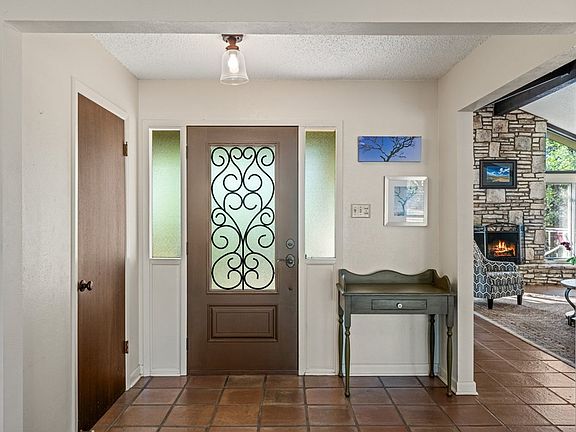 3rd image of 222 Galbraith Ave