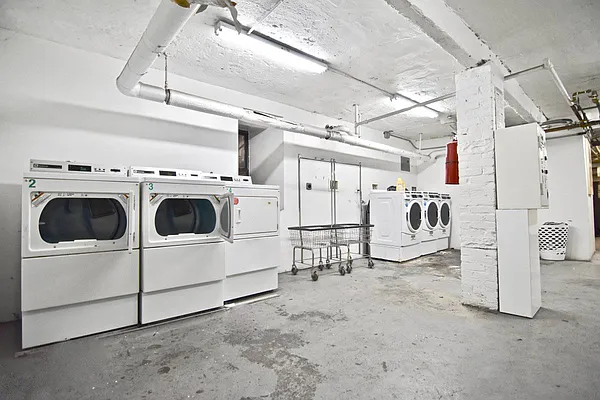 Rented by Bohemia Realty Group | media 10