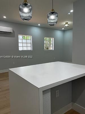 5th image of 584 NE 71st St