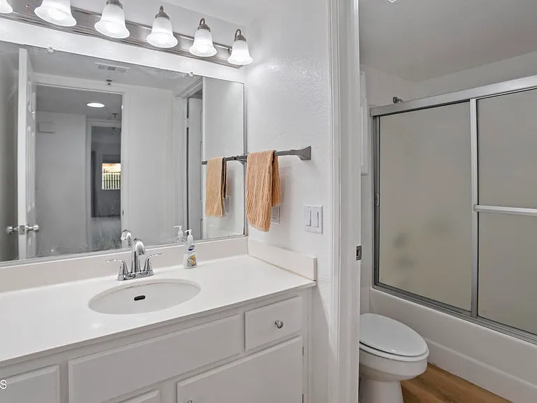 5805 Oak Bend Ln #208 — Photo 6