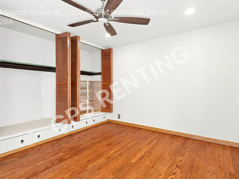 17224 Beach Dr NE — Photo 14